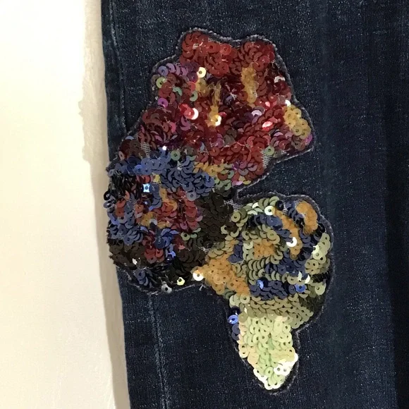 Pilcro slim boyfriend jeans jeans with floral sequins Sz 26 - Picture 4 of 9